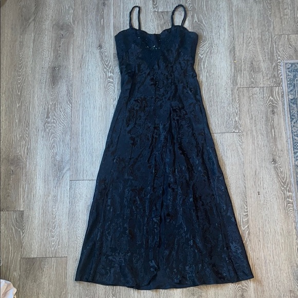Victoria secret vintage stunning black slip dress with front slit size p petite